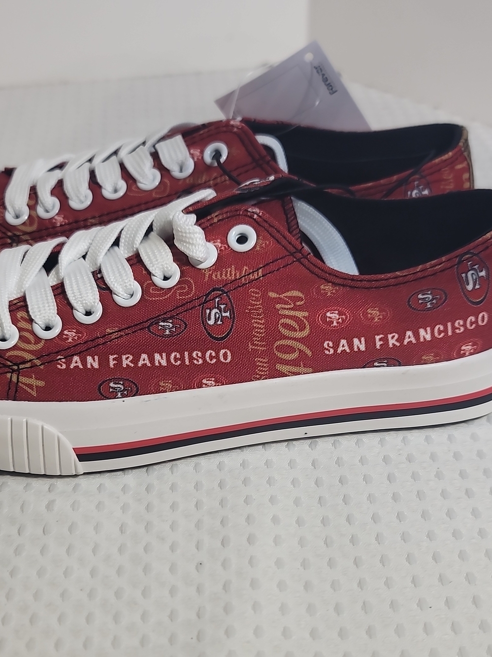 San Francisco 49ers Low-Top Sneakers - Garnet/Gold Accents